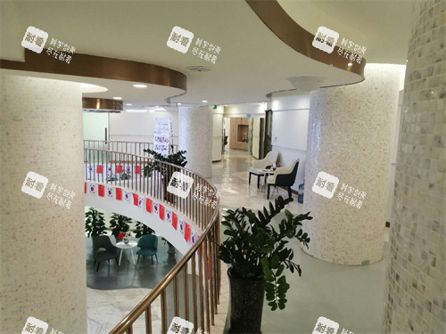 南充艾迪医疗美容口腔门诊部二楼环境 南充艾迪医疗美容口腔门诊部二楼环境