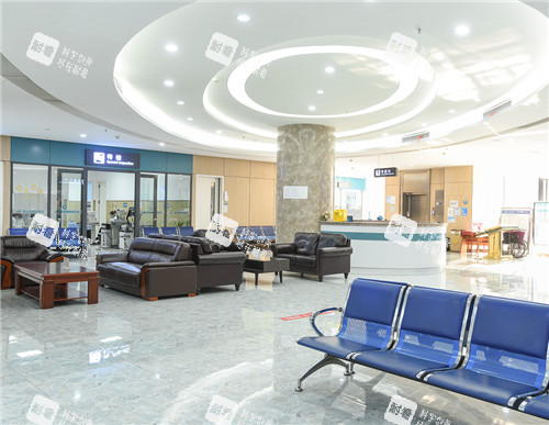 重庆千叶眼科等待区照片