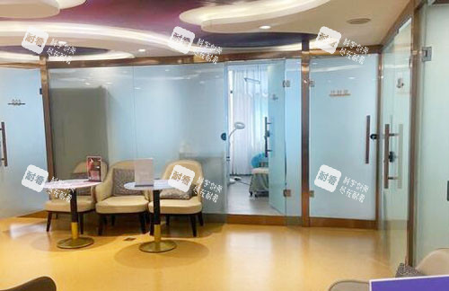 合肥韩美整形大厅休息区 合肥韩美整形大厅休息区