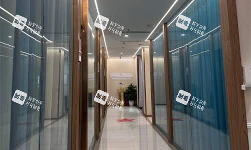 成都恒博天姿整形走廊图 成都恒博天姿整形走廊图