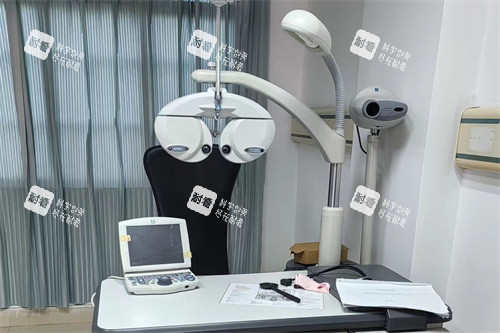 贵港华厦眼科医院验光仪