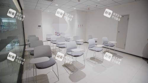 重庆爱尔眼科医院等候区 重庆爱尔眼科医院等候区