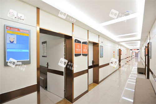 济南华视眼科走廊环境
