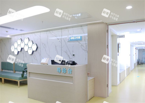 2026长沙宏朗眼科官网价目出现，半飞秒1.2W+/全飞秒1.6W+/ICL晶体2.8W起