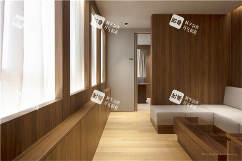 韩国REYOU皮肤科等待区