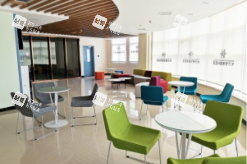 长沙博视眼科医院休息区