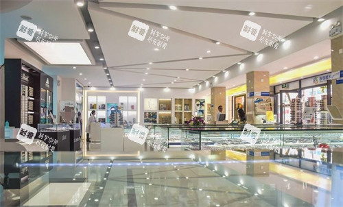 昆明普瑞眼科大厅