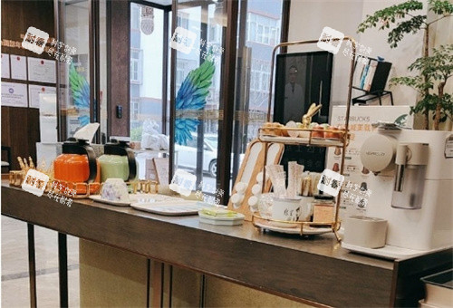 北京加减美医疗美容大厅一角