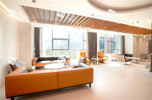 重庆当代整形外科医院休息区