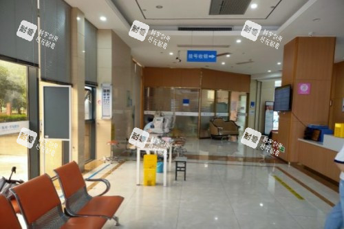 杭州华厦眼科医院门口