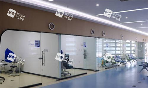 潍坊明润眼科面诊区环境图