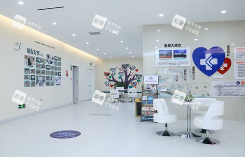 昆明昆大疤痕医院大厅环境实拍图