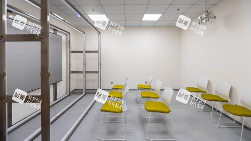 重庆爱尔眼科医院等候区环境照