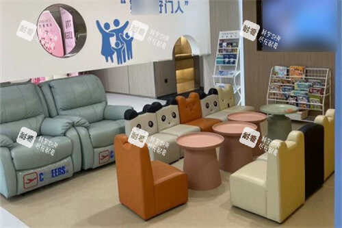深圳悦瞳眼科休息区