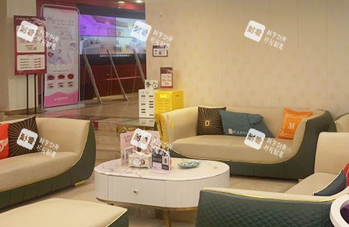 福州格莱美美容医院大厅休息区