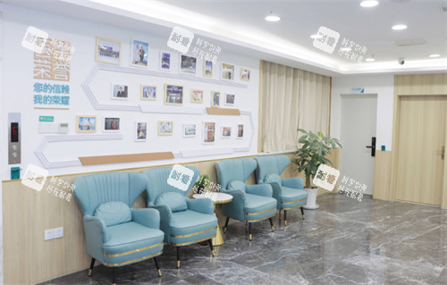 重庆军美医疗美容医院等待角