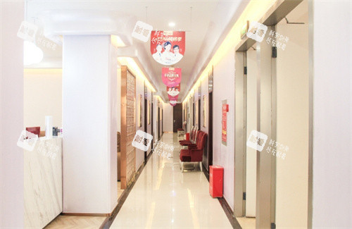 郑州东方整形美容医院走廊环境