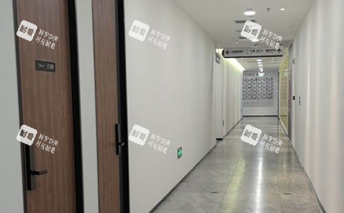 大连美天医疗美容走廊环境图