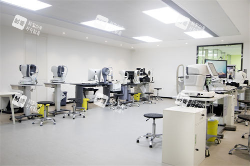 深圳爱尔眼科医院总院近视手术检查室 深圳爱尔眼科医院总院近视手术检查室
