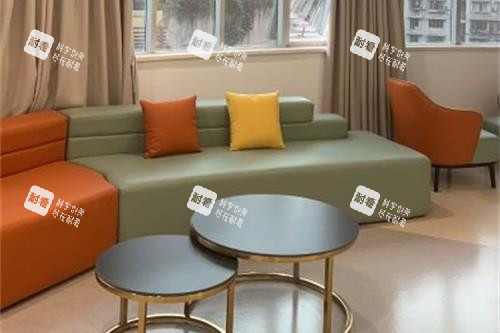 重庆华厦渝州眼科休息区