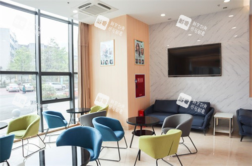 成都东篱整形医院大厅环境一览图 成都东篱整形医院大厅环境一览图