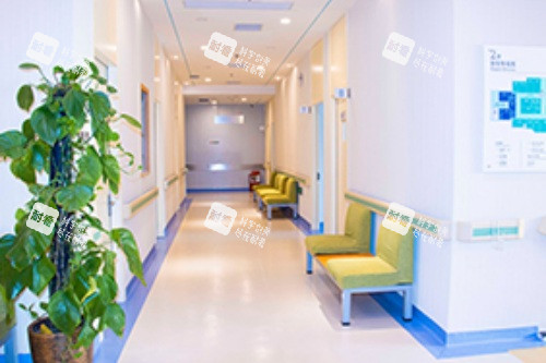 珠海希玛林顺潮眼科医院走廊 珠海希玛林顺潮眼科医院走廊