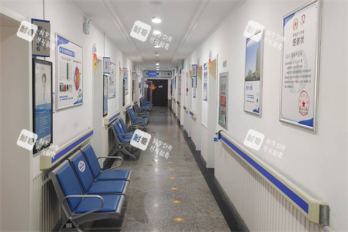 青岛华夏眼科走廊环境 青岛华夏眼科走廊环境
