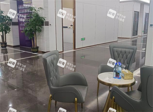 烟台曙光医疗美容等候区环境图