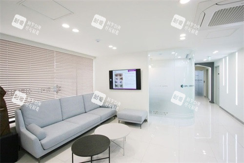 韩国大眼睛整形休息区