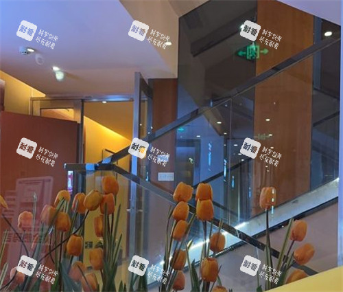 济南艺星整形的走廊环境图