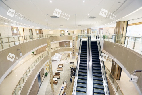 成都小青草眼科医院大厅