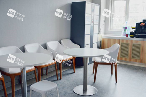 北京华德眼科内部一角