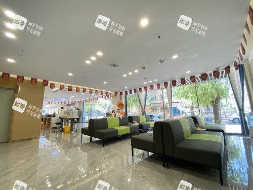 大连华厦眼科大厅环境 大连华厦眼科大厅环境