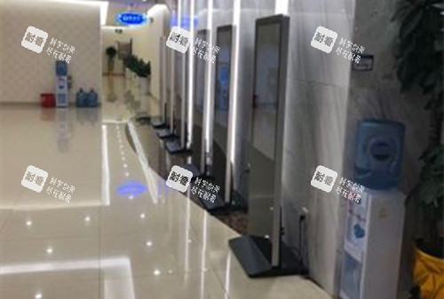 广州海峡整形内部过道环境