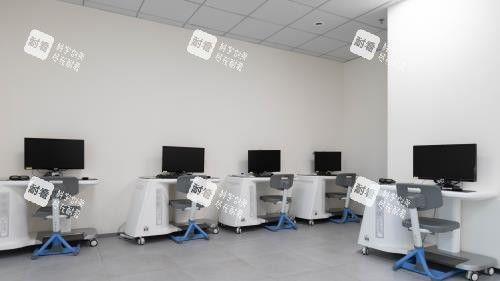 重庆爱尔眼科医院设备展示