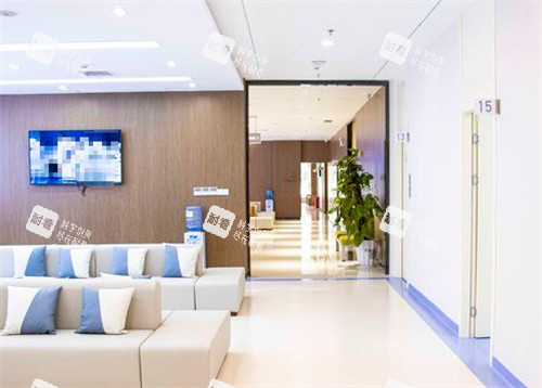 珠海希玛林顺潮眼科等候区环境图