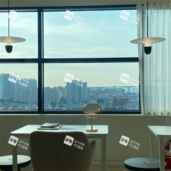 韩国釜山JRYN皮肤科南浦店等候区