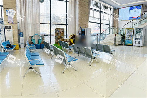 重庆迪邦皮肤医院大厅休息区