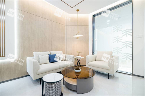 南昌雍禾植发内部等候区