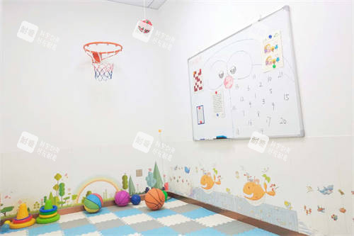 无锡明昕眼科门诊部二楼视训室 无锡明昕眼科门诊部二楼视训室