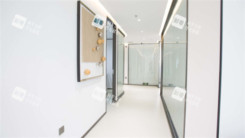 深圳鹏爱医疗美容走廊环境