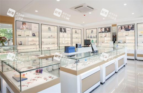 聊城华厦眼科配镜区环境图 聊城华厦眼科配镜区环境图