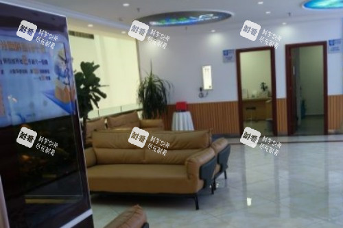 昆明普瑞眼科医院候诊区