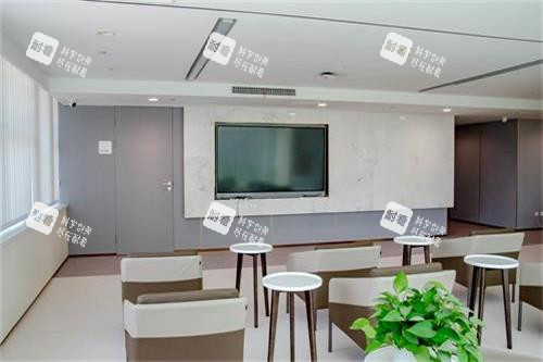 北京爱尔新力眼科诊所地址：新源里16号琨莎中心1座3A，全飞秒ICL手术术后清晰视界体验！