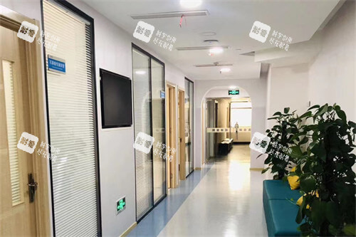 北京皓童明睿眼科走廊