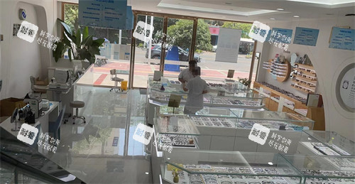 成都苏扬眼科配镜大厅 成都苏扬眼科配镜大厅