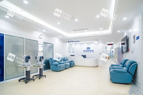 成都麦迪格眼科验光等候区环境