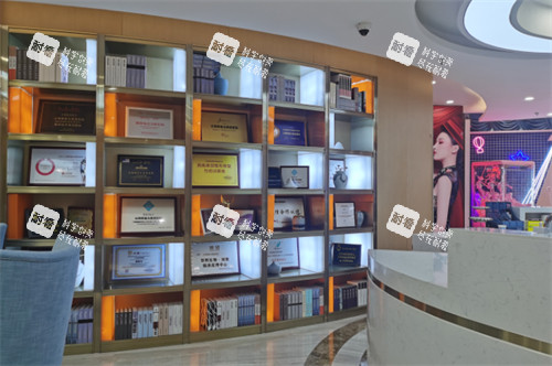 云南昆明铜雀台医疗美容荣誉墙