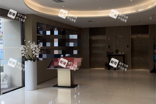 成都艺星整形大厅门口环境