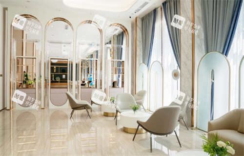 深圳美莱医疗美容一楼休息区